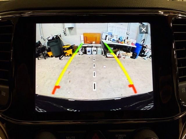 Used 2020 Jeep Grand Cherokee Limited image 23