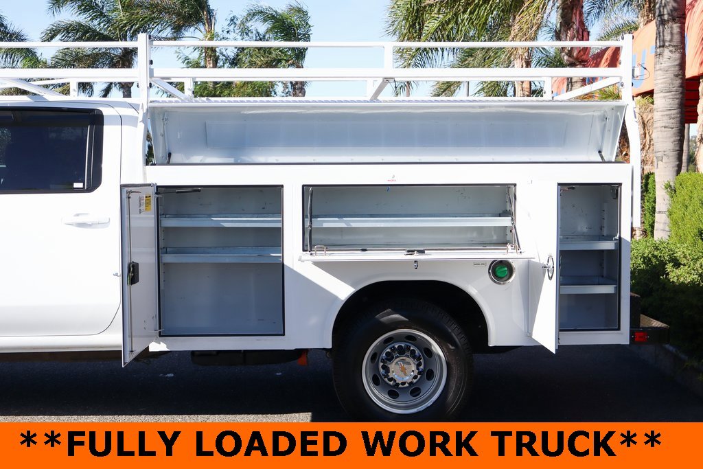 Used 2025 Chevrolet Silverado 3500 LT w/ Convenience Package image 7