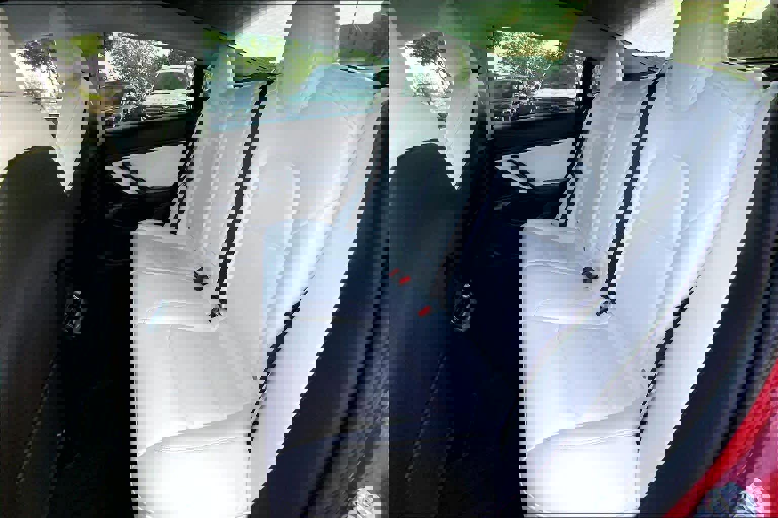 Used 2019 Tesla Model 3 Long Range image 18