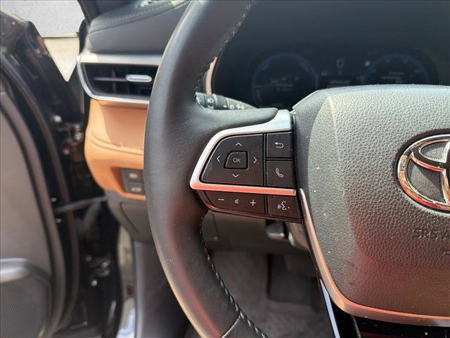 Used 2024 Toyota Highlander Platinum AWD/4WD image 15