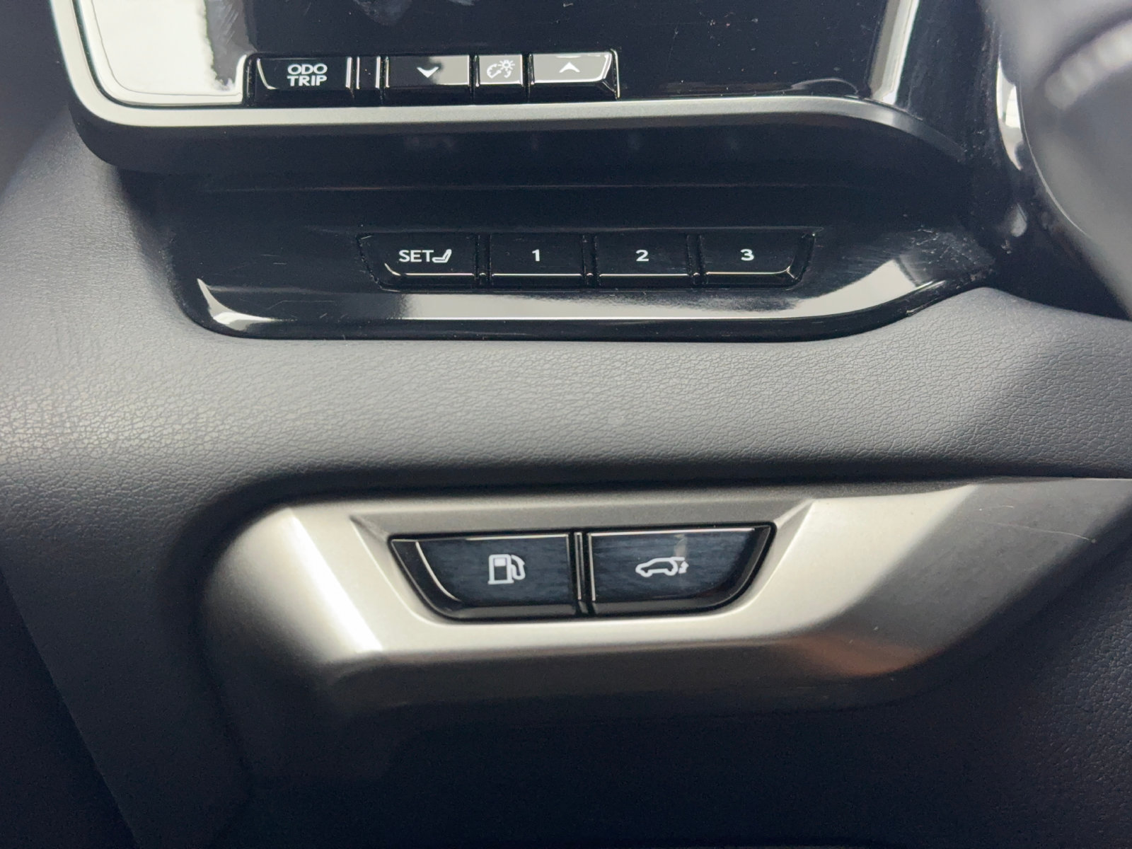 Used 2023 Lexus RX 350 Premium Plus w/ Cold Area Package FWD image 34