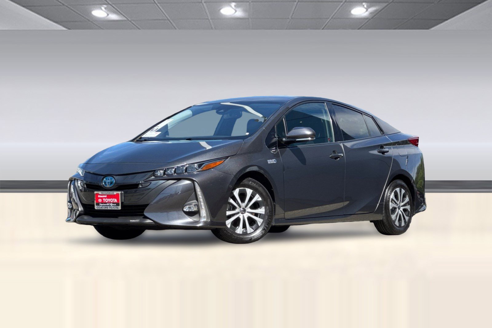 Used 2020 Toyota Prius Prime Limited w/ Carpet Mat Package FWD image 24