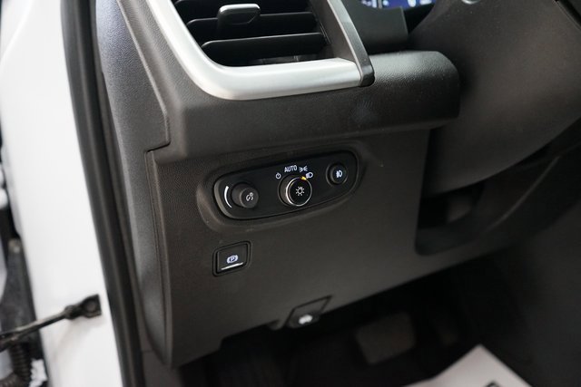 Used 2022 GMC Terrain SLT image 26