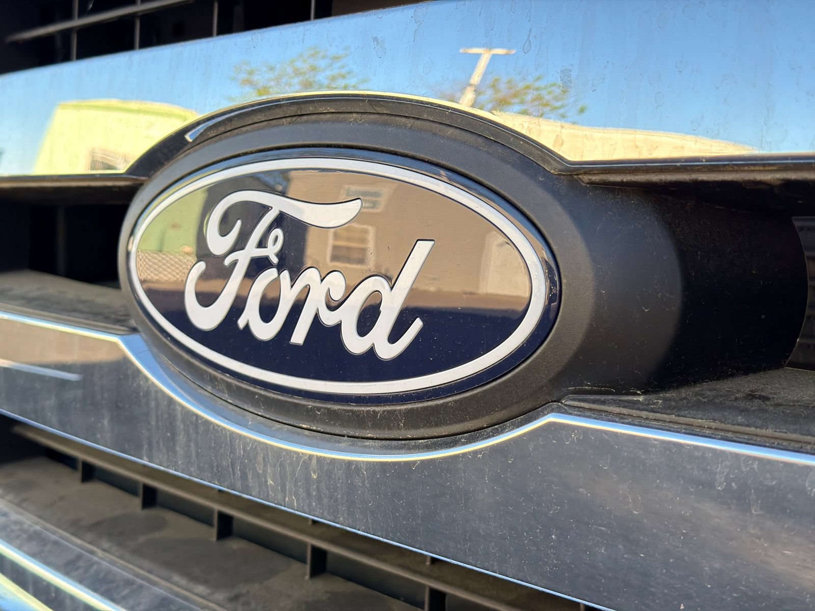 New 2026 Ford E-450 and Econoline 450 Super Duty w/ Driver's Safety Package RWD image 12