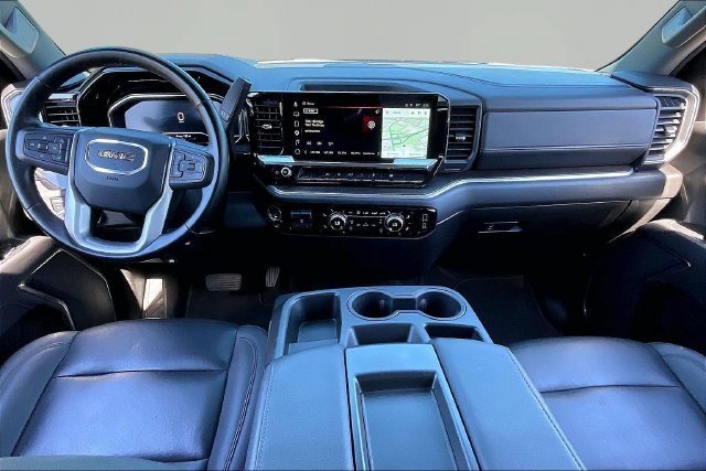 Used 2025 GMC Sierra 1500 SLT AWD/4WD image 7