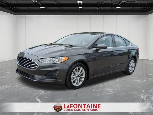 Used 2020 Ford Fusion SE FWD image 1