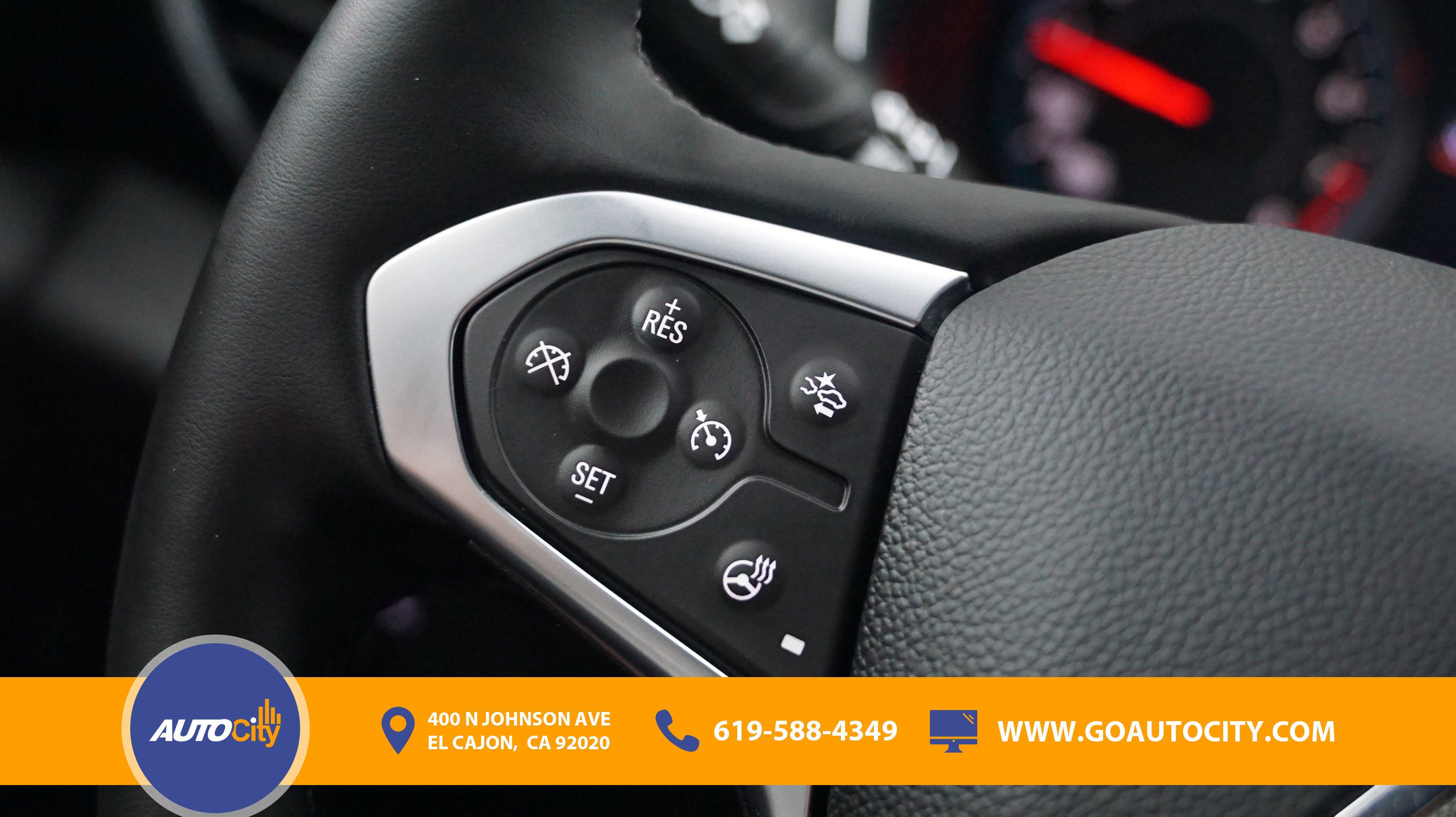 Used 2023 Chevrolet Traverse RS w/ LPO, Cargo Package image 19