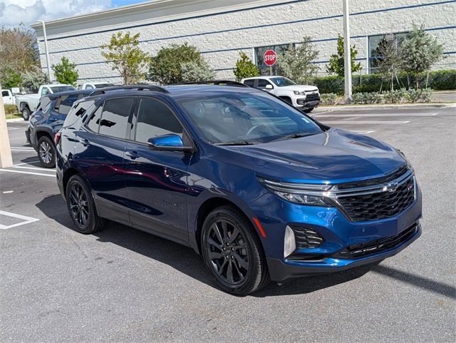 Certified 2022 Chevrolet Equinox RS w/ RS Leather Package image 2