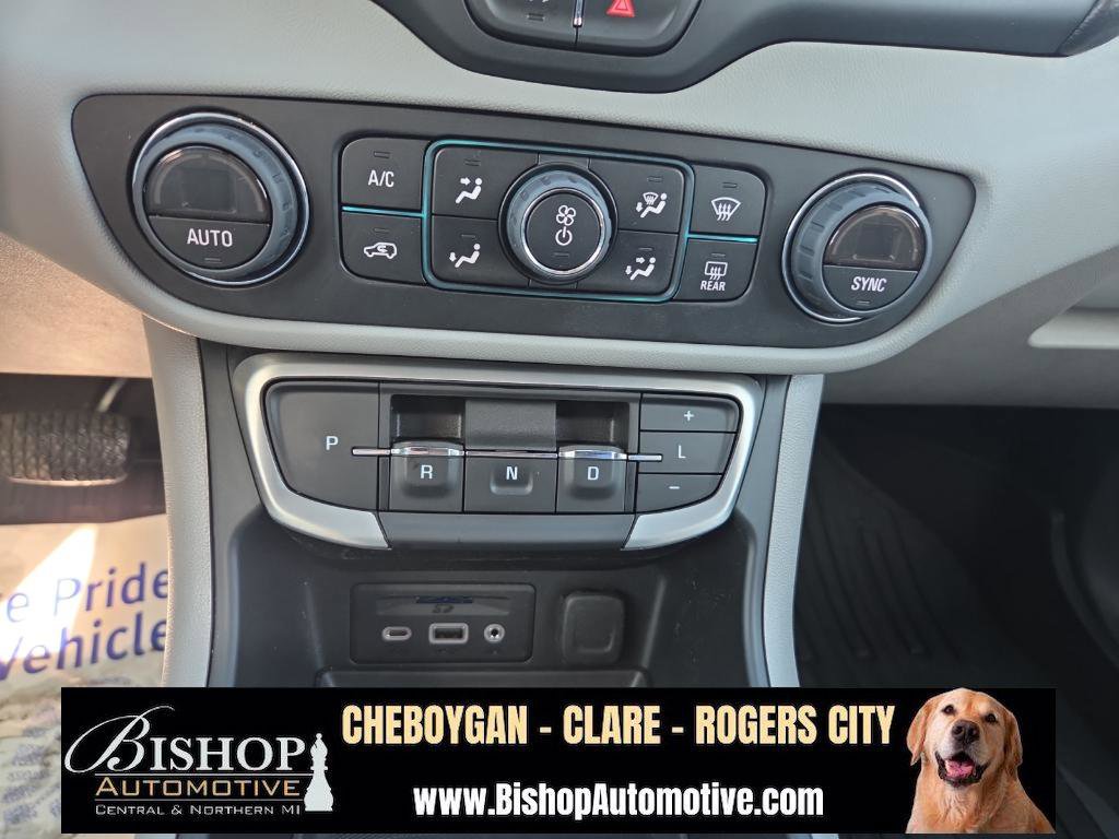 Used 2022 GMC Terrain SLT image 26