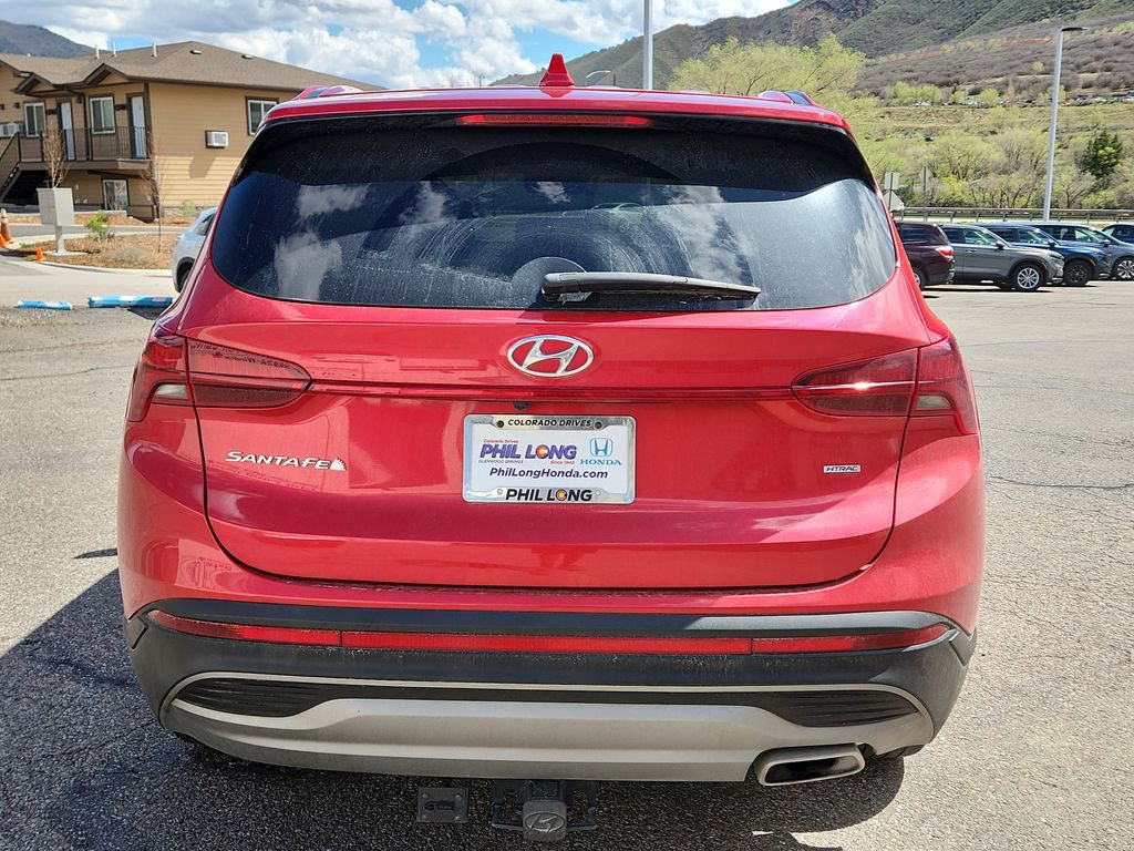 Used 2023 Hyundai Santa Fe SE AWD/4WD image 4