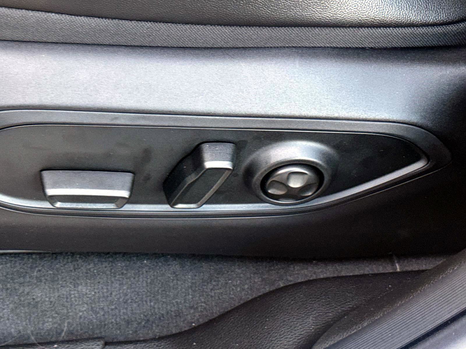 New 2025 Jeep Grand Cherokee Limited image 12