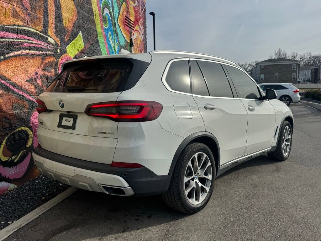 Used 2022 BMW X5 xDrive40i w/ Luxury Seating Package image 9