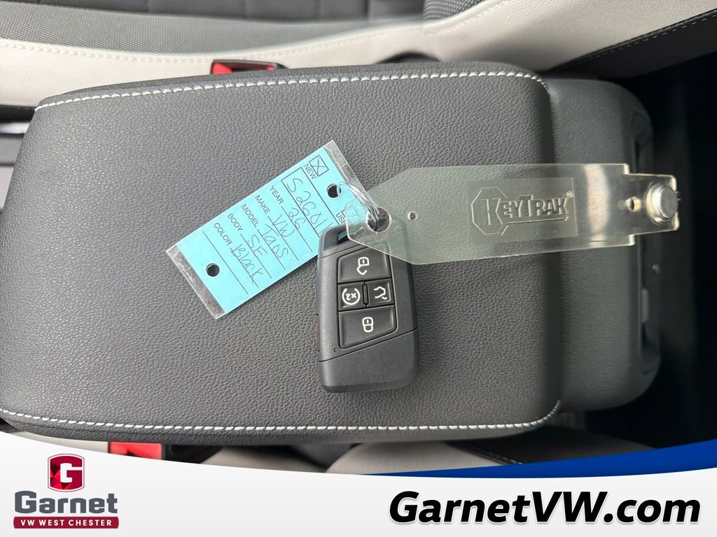 New 2026 Volkswagen Taos SE image 23