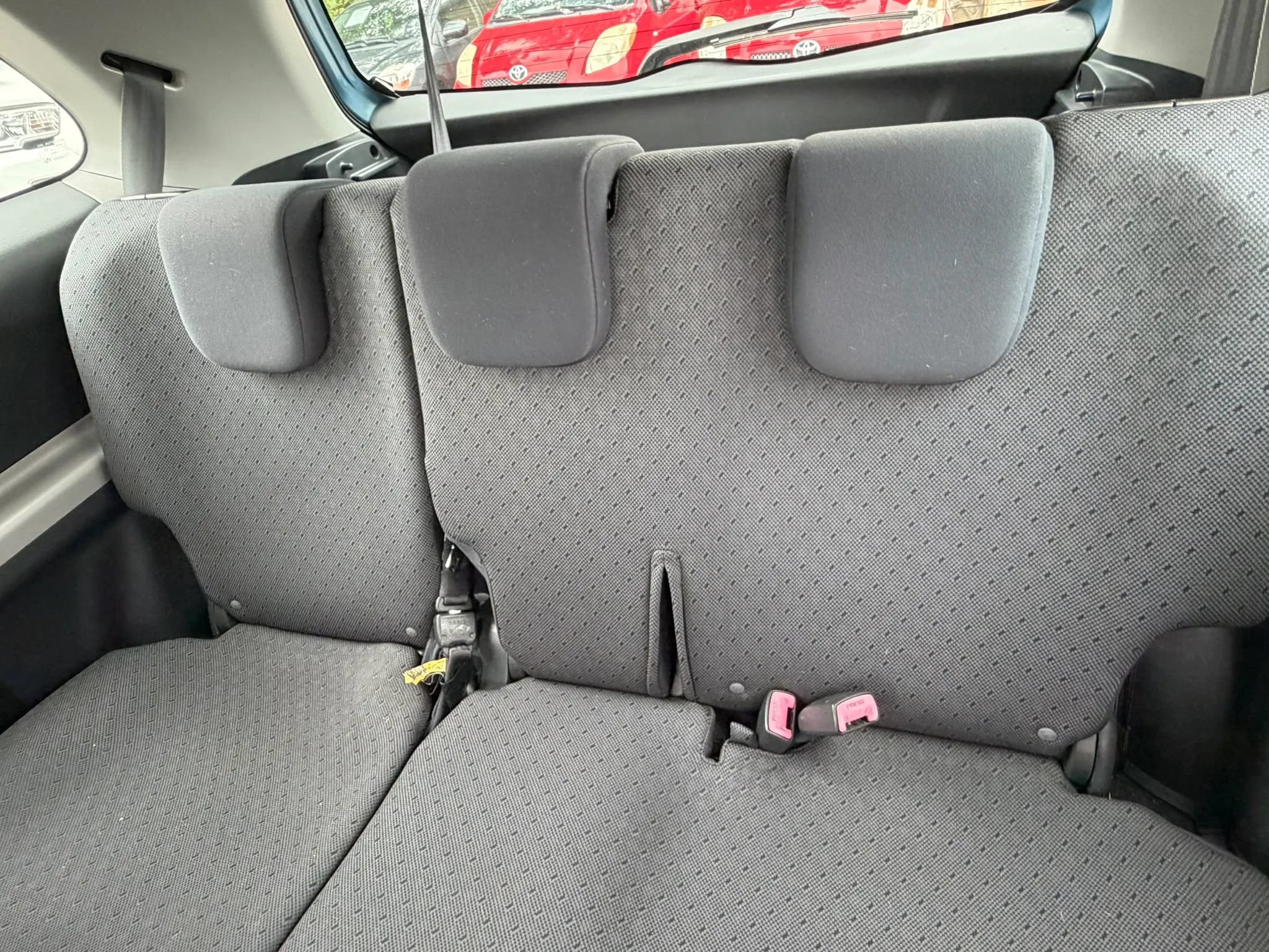 Used 2009 Toyota Yaris S FWD image 15