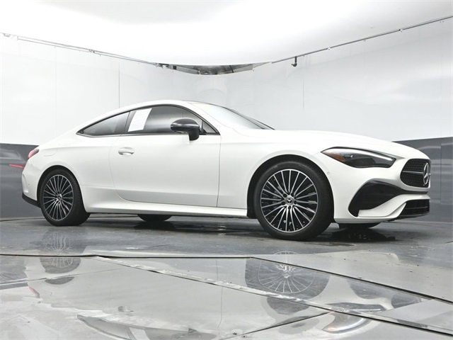 Used 2024 Mercedes-Benz CLE 300 4MATIC Coupe image 36