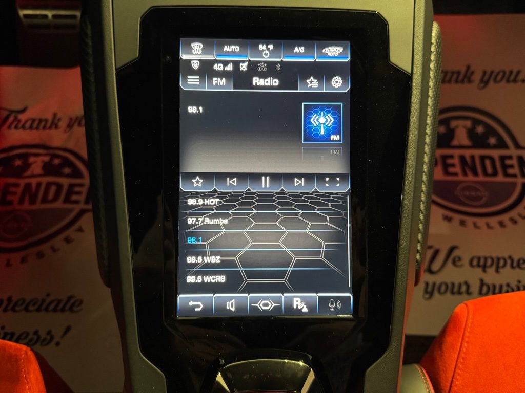 Used 2020 Lamborghini Huracan EVO image 43