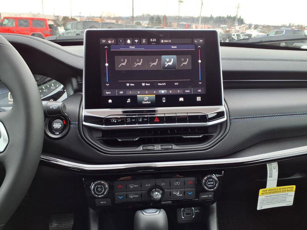 New 2026 Jeep Compass Latitude AWD/4WD image 25