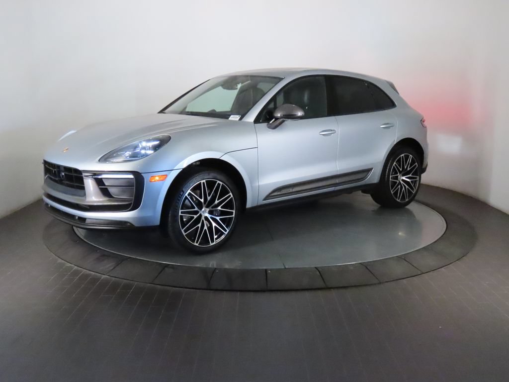 Certified 2024 Porsche Macan Turbo AWD/4WD image 1