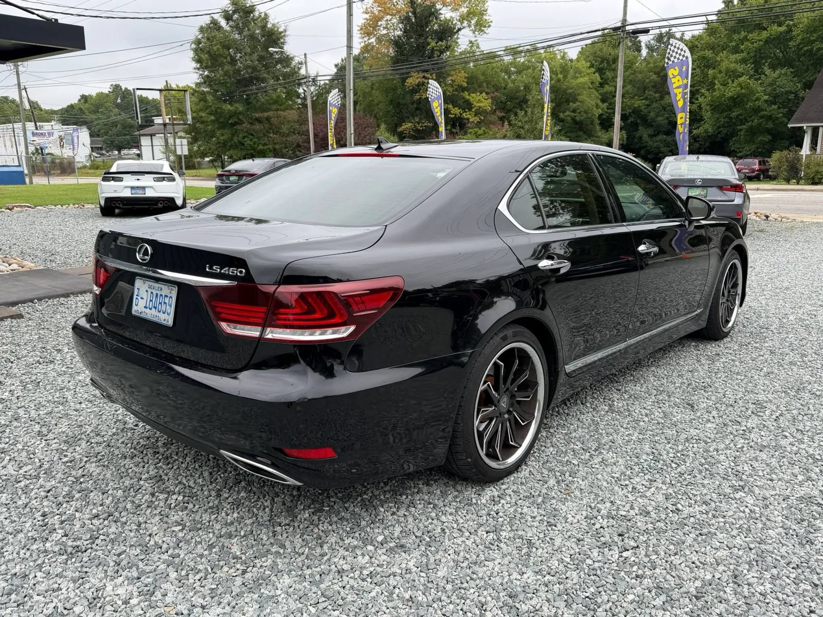 Used 2013 Lexus LS 460 w/ Comfort Pkg RWD image 3