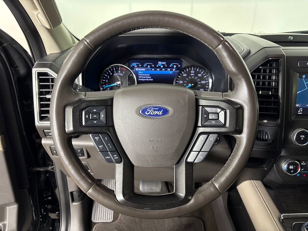Used 2019 Ford Expedition Limited w/ Equipment Group 301A RWD image 16