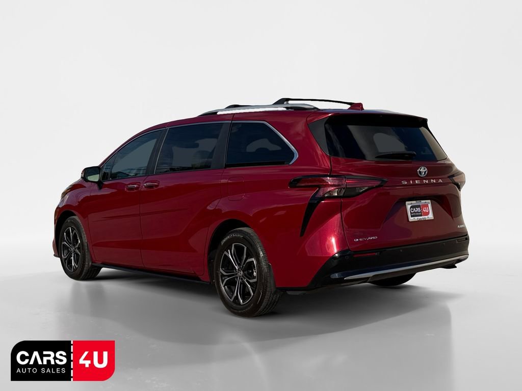 Used 2025 Toyota Sienna Platinum AWD/4WD image 5