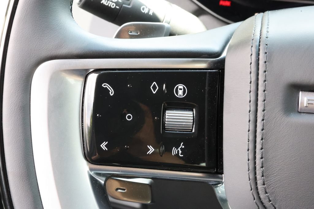 New 2026 Land Rover Range Rover SE AWD/4WD image 16