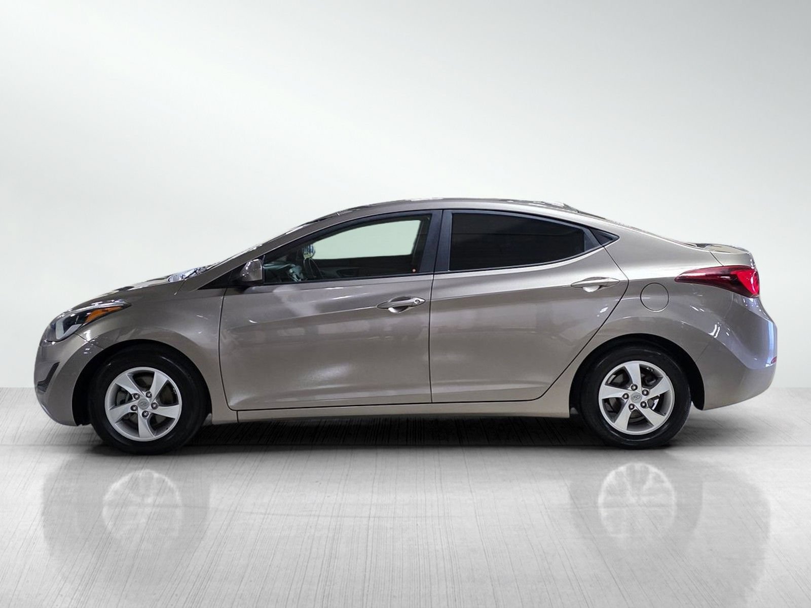 Used 2014 Hyundai Elantra SE FWD image 4