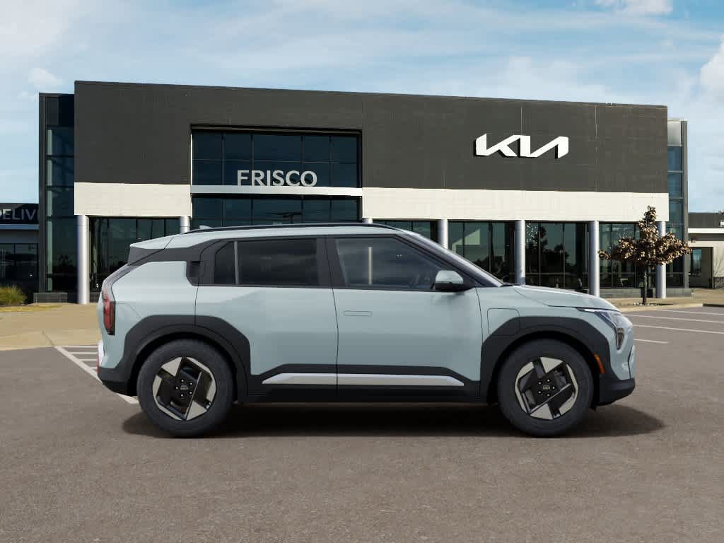 New 2027 Kia EV3 Wind FWD image 7