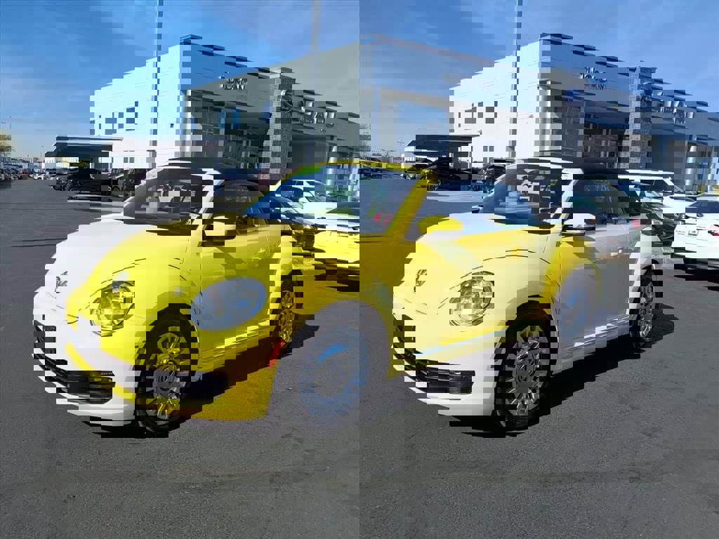 Used 2014 Volkswagen Beetle 2.5 image 6