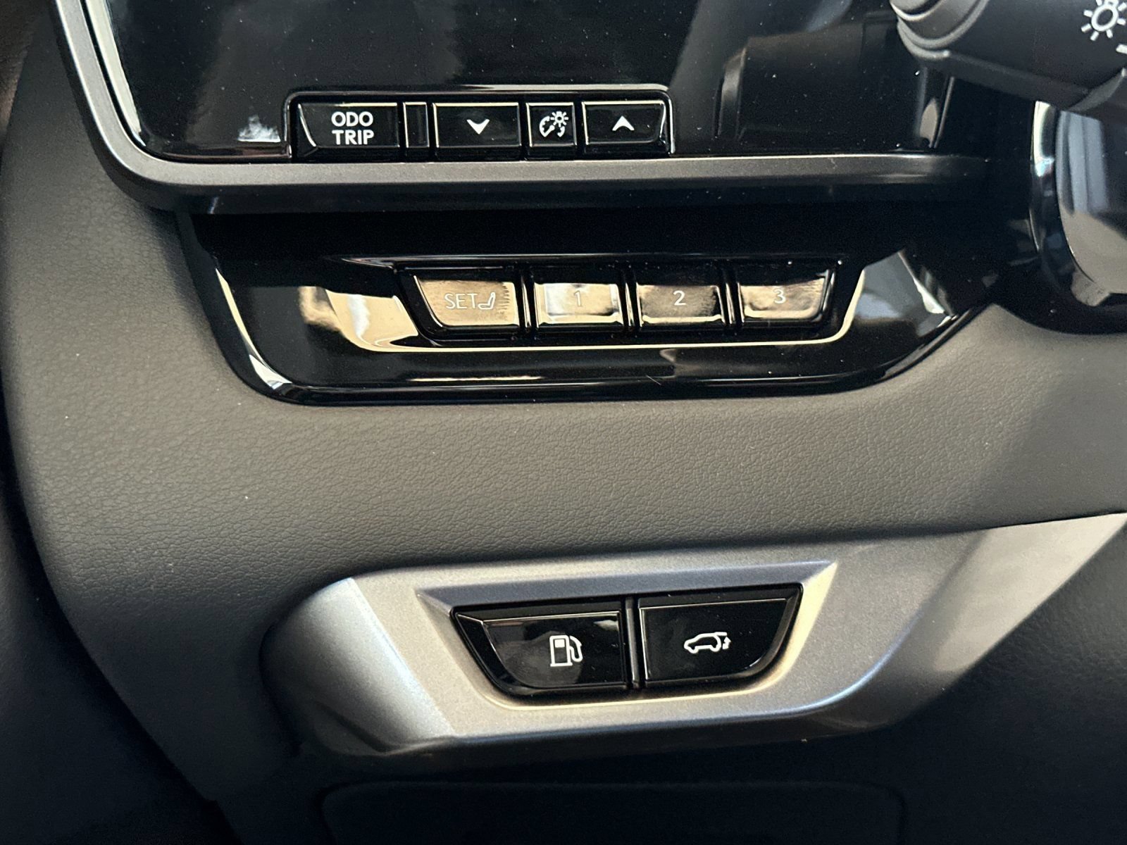 Used 2026 Lexus RX 350 FWD image 30