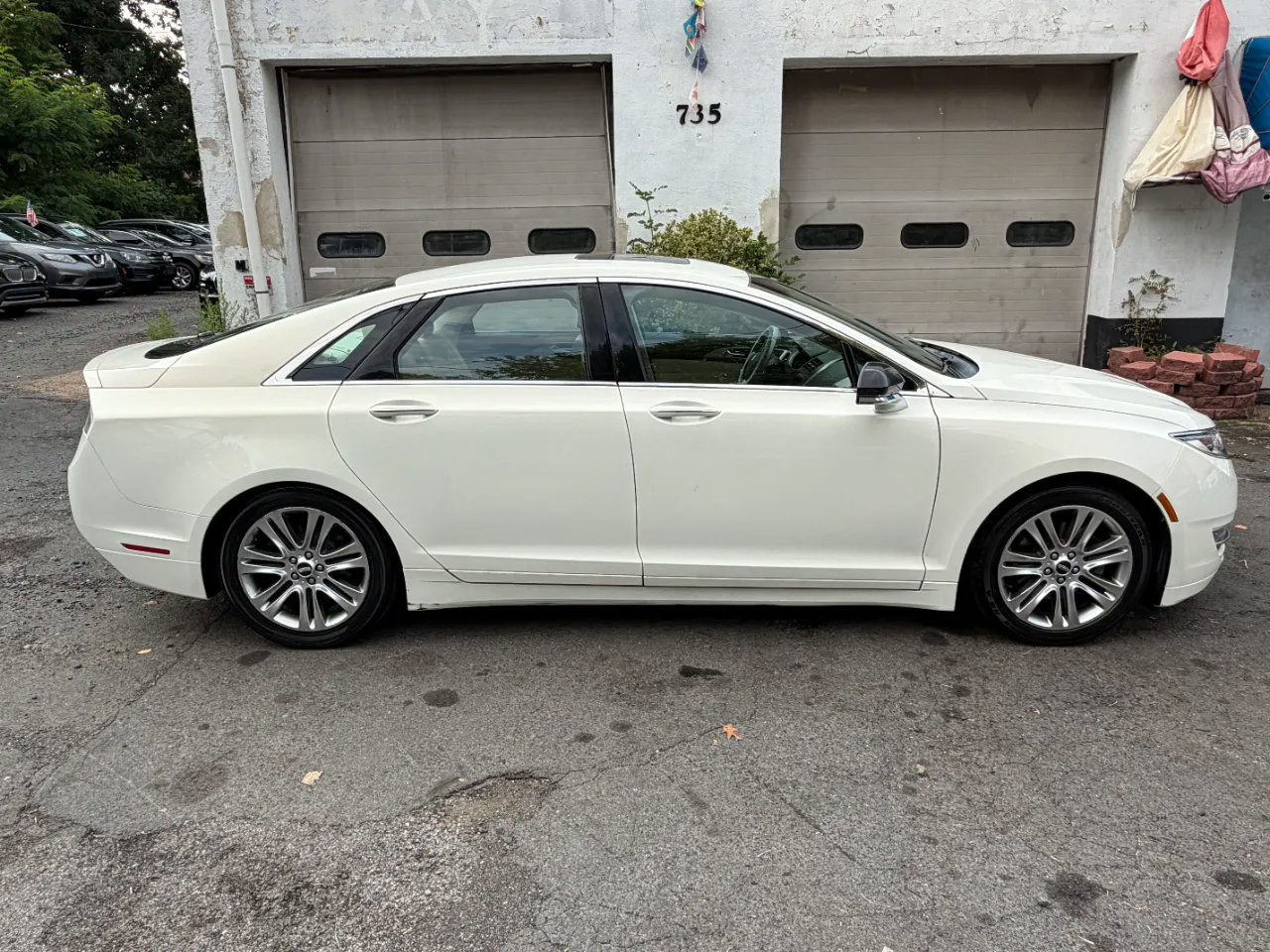 Used 2013 Lincoln MKZ FWD image 12