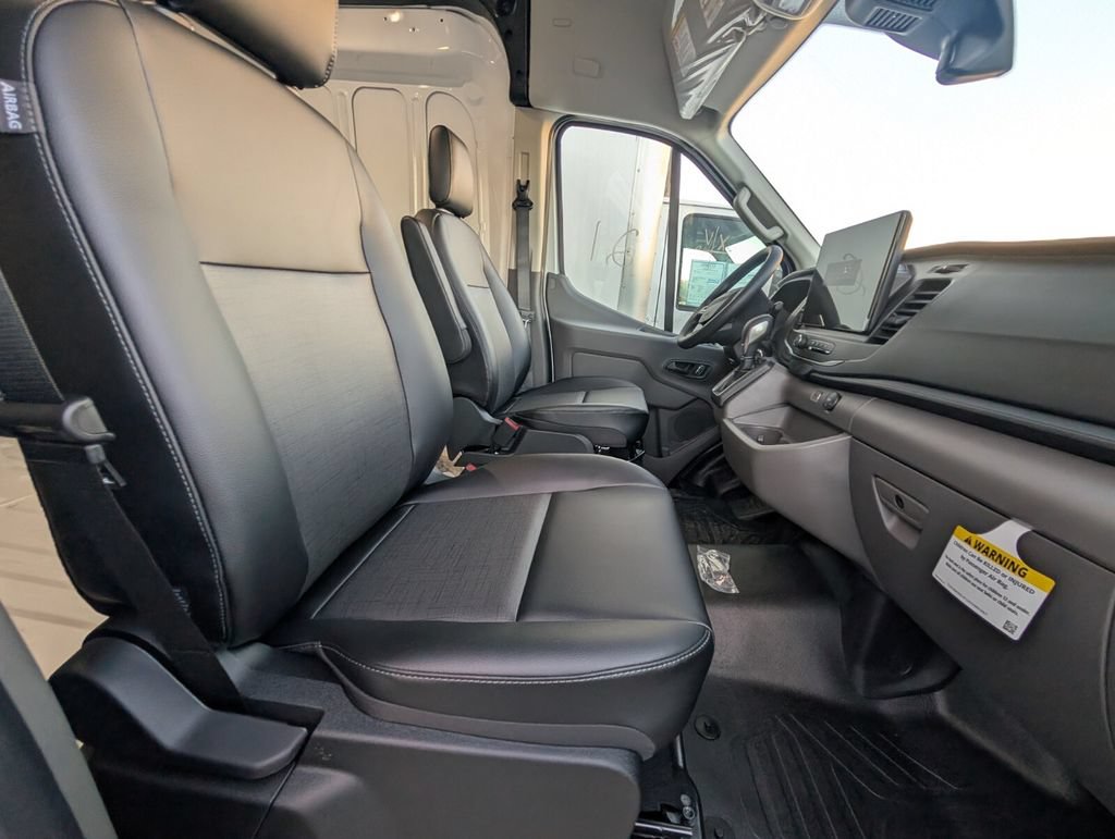New 2026 Ford Transit 350 148 Medium Roof w/ Load Area Protection Package RWD image 18