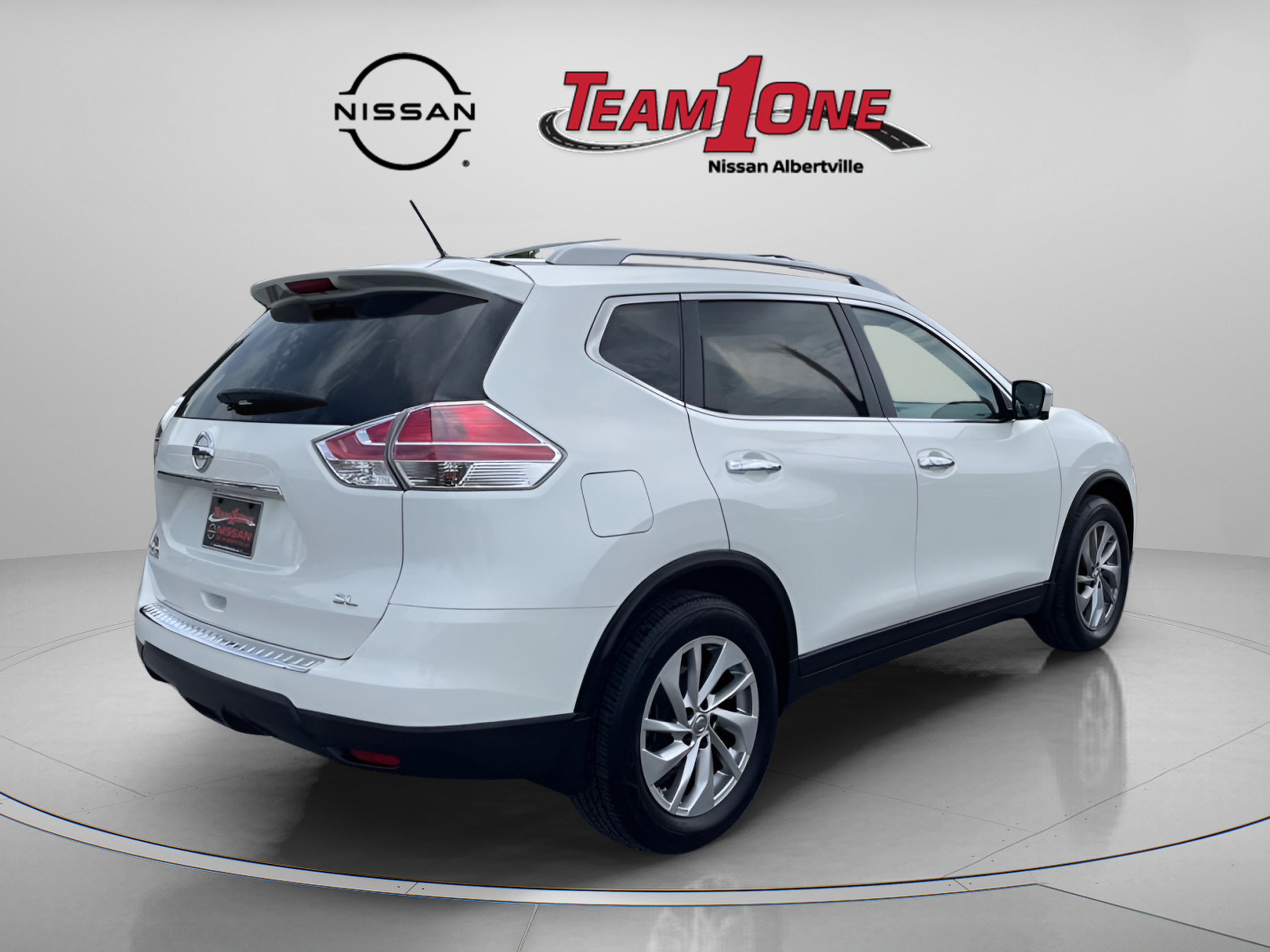 Used 2015 Nissan Rogue SL w/ SL Premium Package FWD image 8