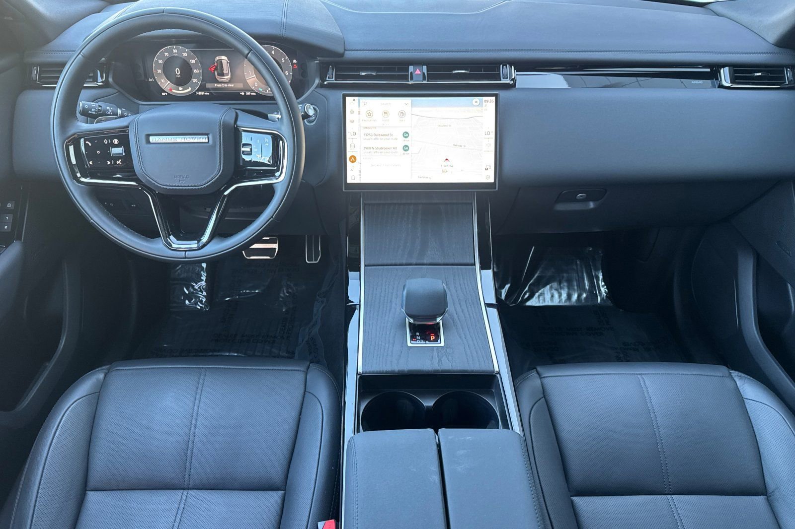 Used 2026 Land Rover Range Rover Velar Dynamic SE image 14