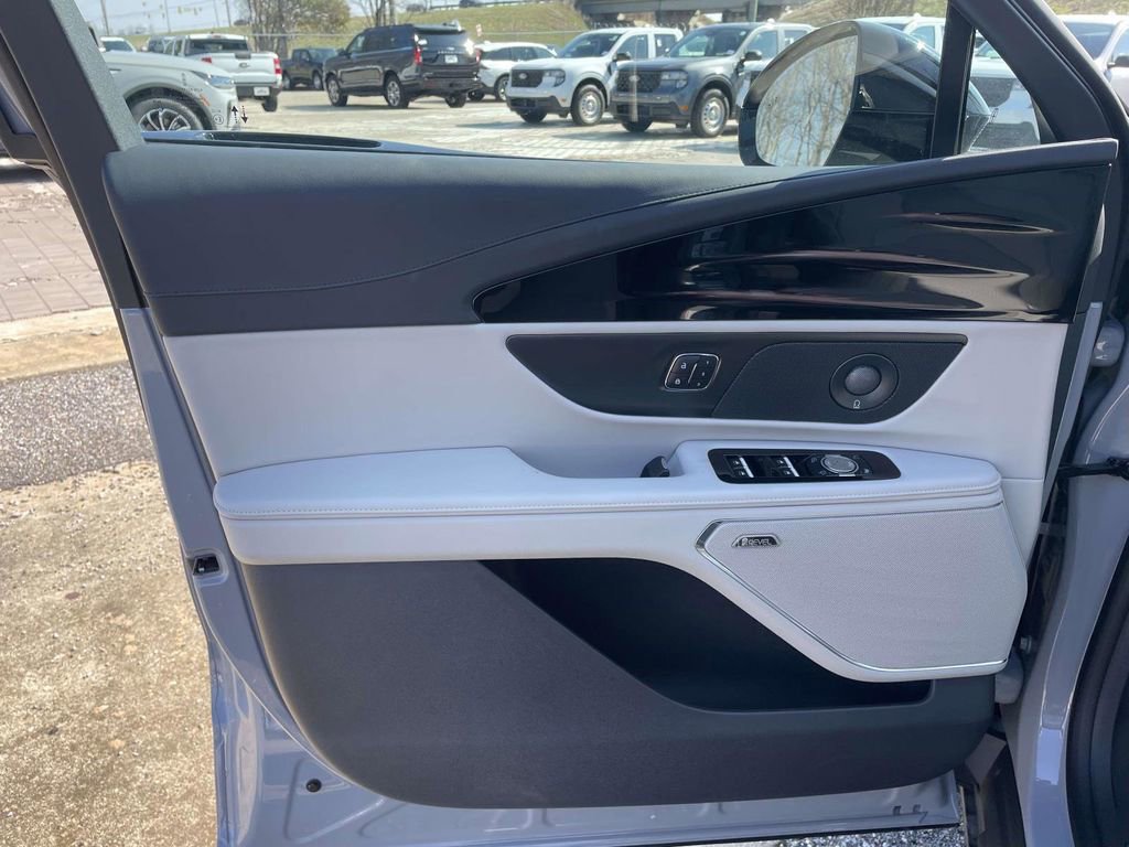 New 2026 Lincoln Nautilus Premier w/ Equipment Group 102A image 15