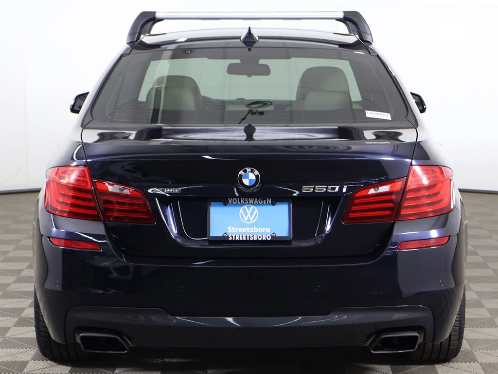 Used 2014 BMW 550i xDrive Sedan AWD/4WD image 14