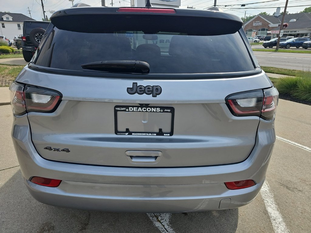 Certified 2022 Jeep Compass High Altitude AWD/4WD image 13
