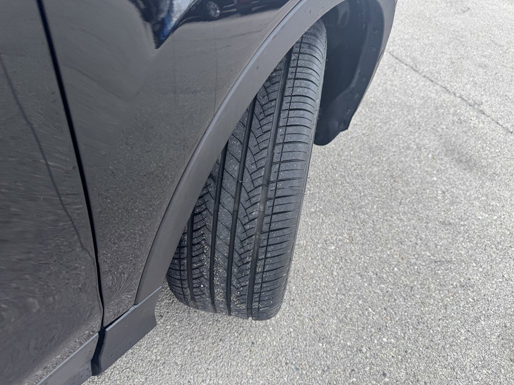 Used 2019 Ford Escape Titanium image 11