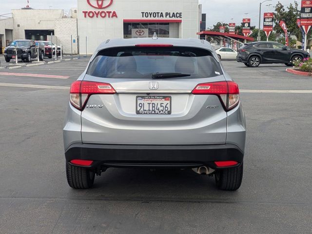 Used 2019 Honda HR-V LX image 9