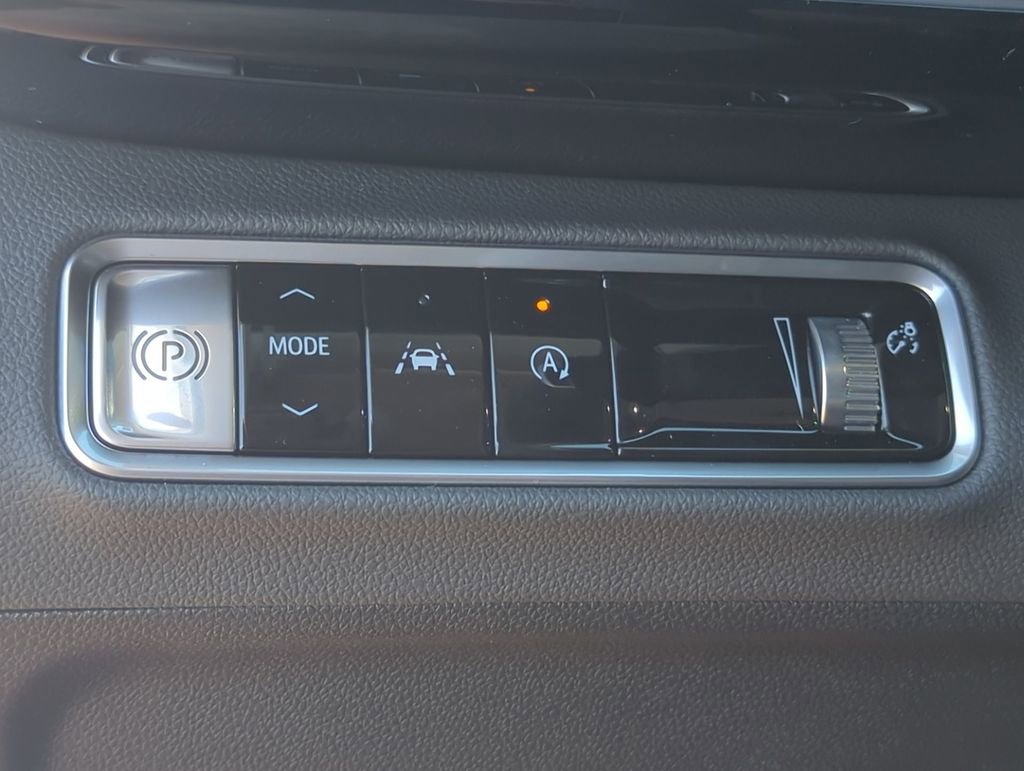 New 2026 Buick Envision Sport Touring image 17