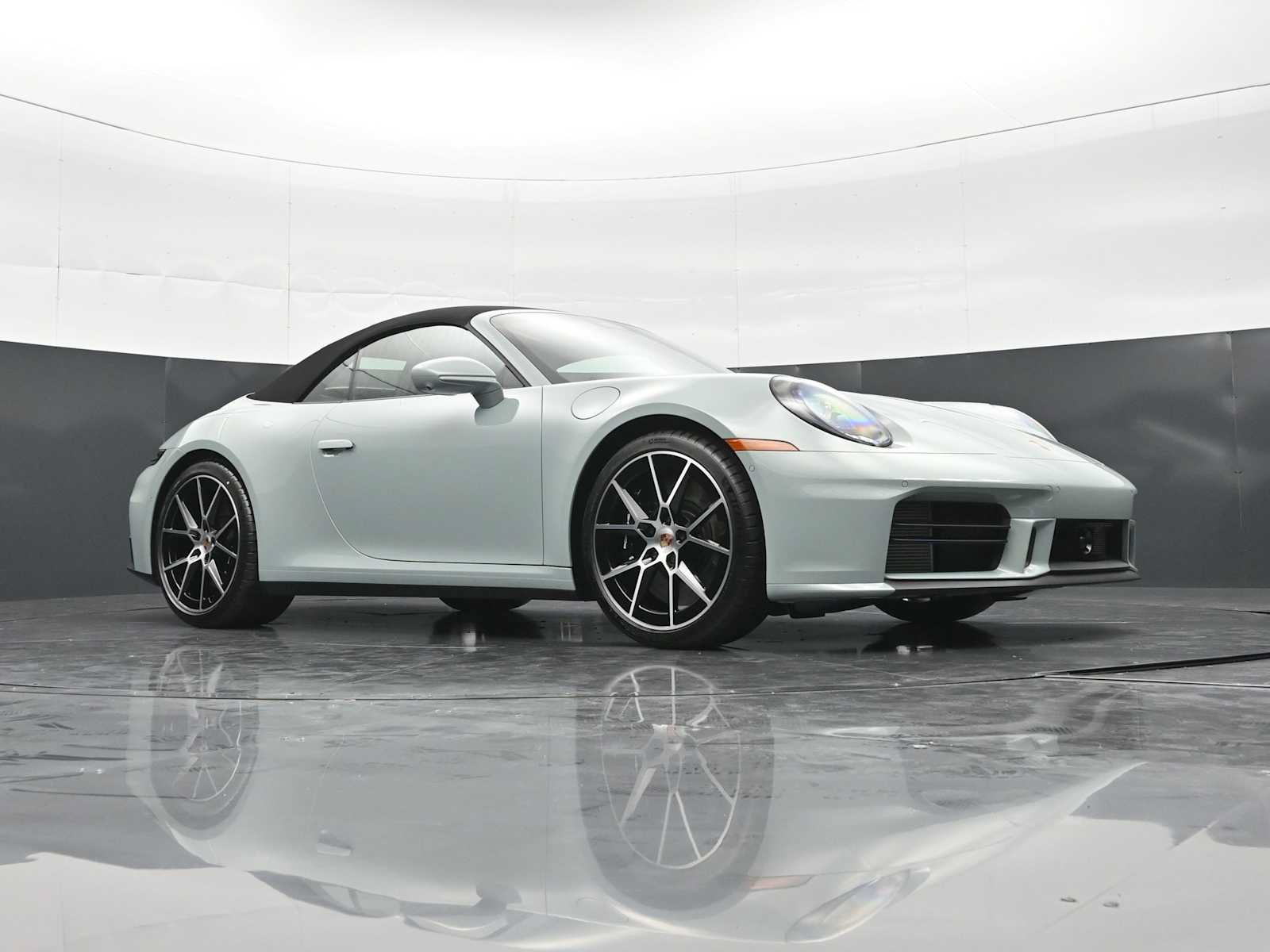 New 2026 Porsche 911 Carrera 4S AWD/4WD image 40
