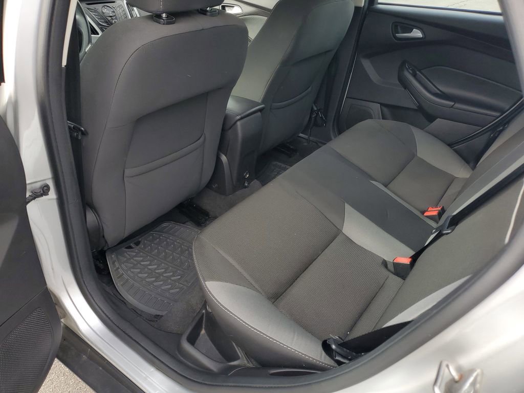Used 2013 Ford Focus SE image 26