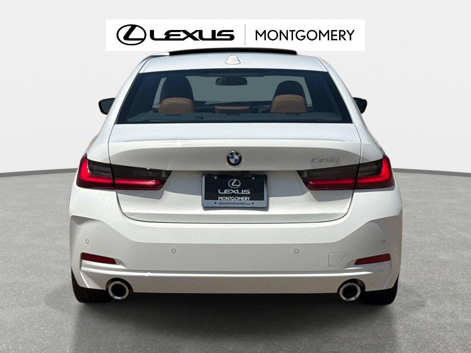 Used 2024 BMW 330i Sedan w/ Premium Package RWD image 4