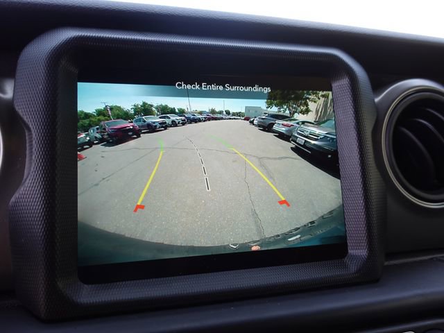Used 2023 Jeep Wrangler Unlimited w/ Sun & Screen Package AWD/4WD image 17