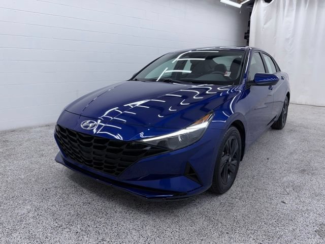 Used 2023 Hyundai Elantra SEL FWD image 5