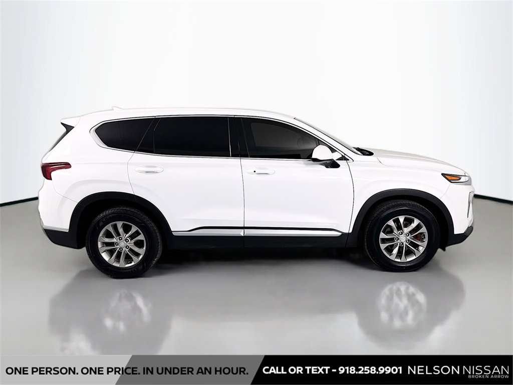 Used 2019 Hyundai Santa Fe SEL image 4