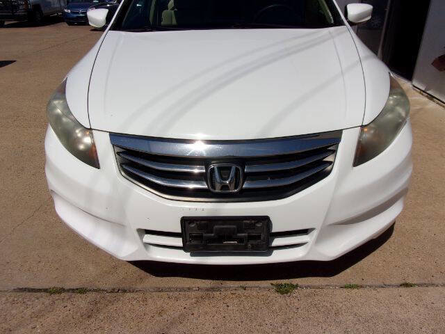 Used 2012 Honda Accord EX image 2
