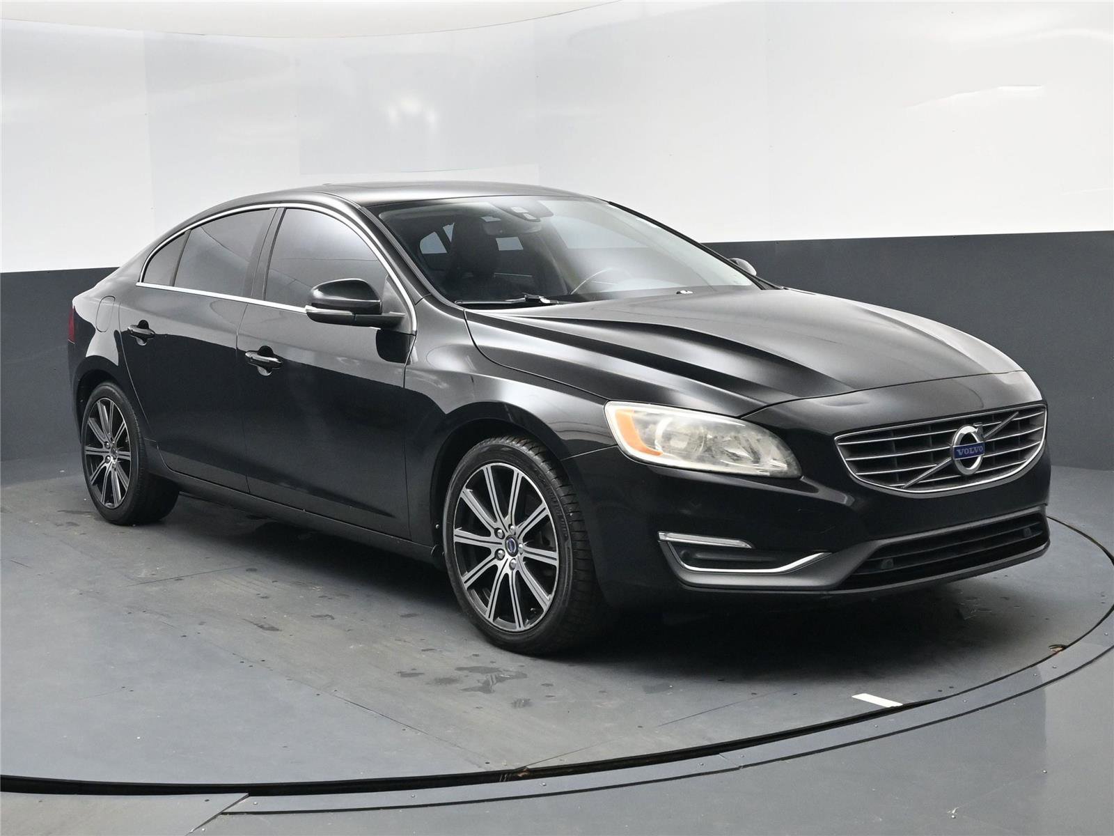 Used 2018 Volvo S60 T5 Inscription image 17