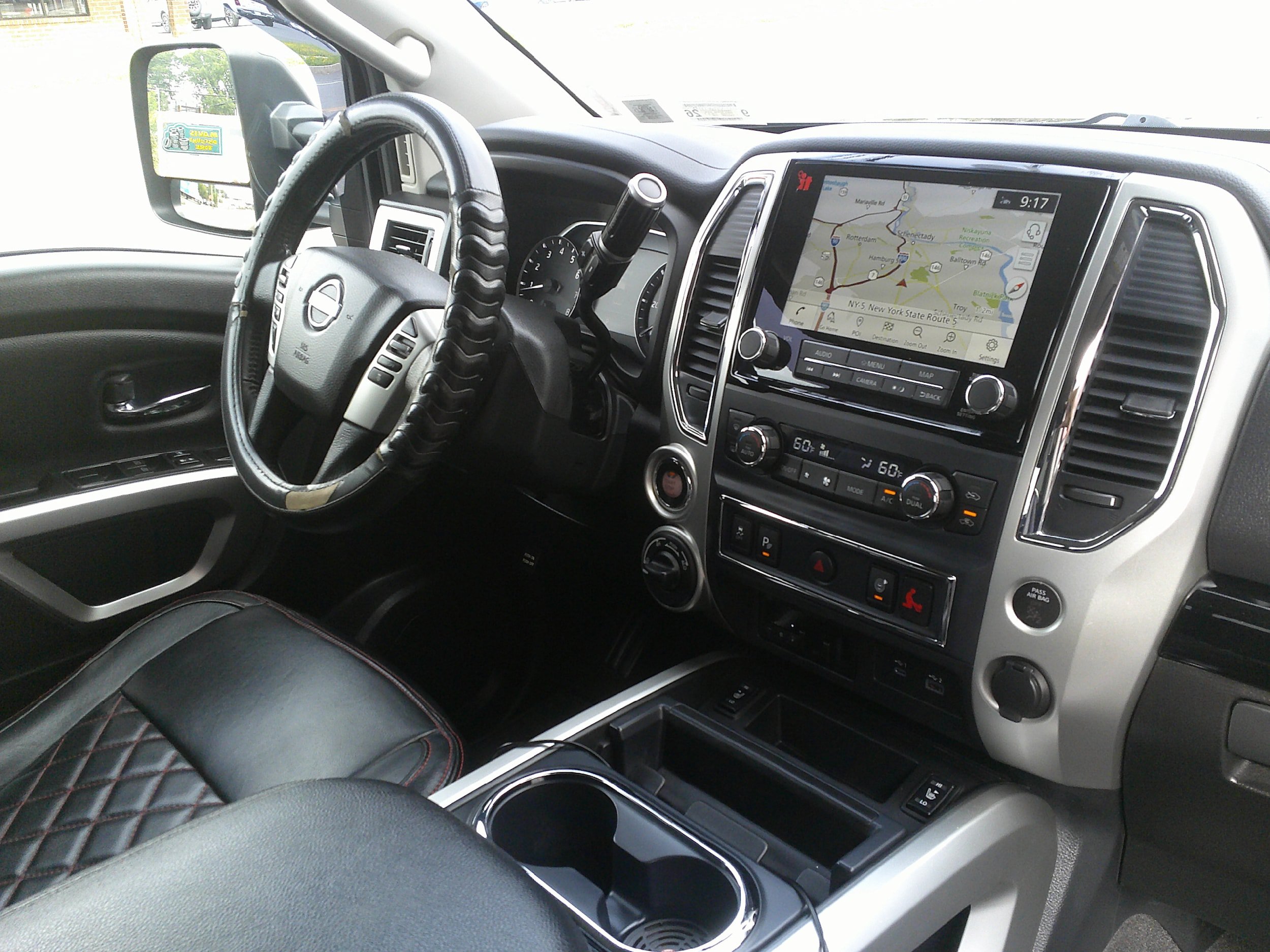 Used 2021 Nissan Titan SV w/ SV Convenience Package AWD/4WD image 36