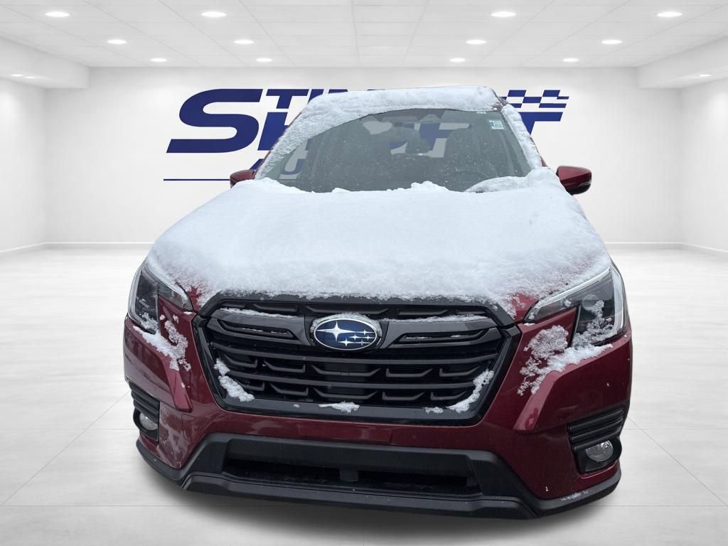Used 2023 Subaru Forester Limited image 2